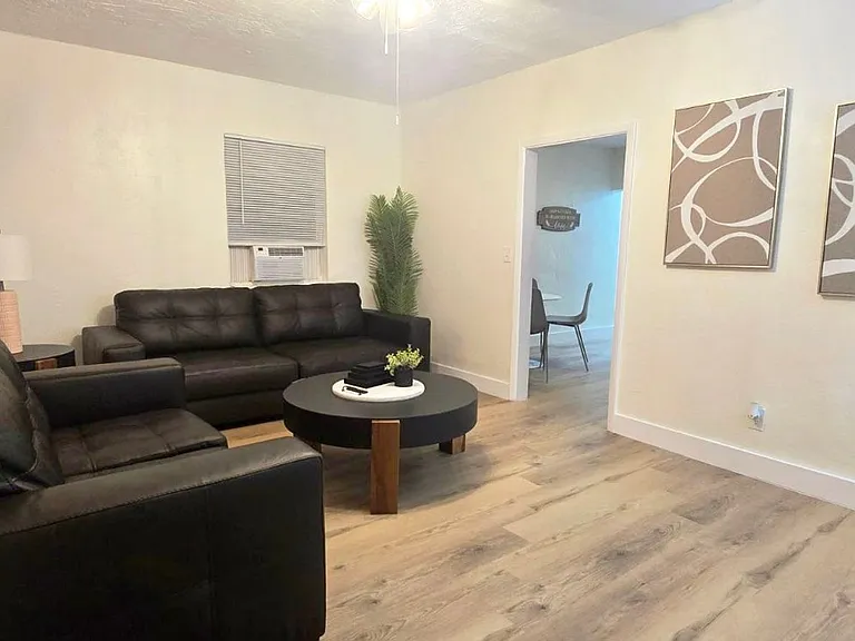 416 Skinner Blvd — Photo 43