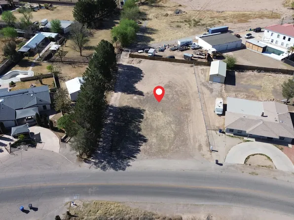 Van Haselen Ct, El Paso, TX 79907