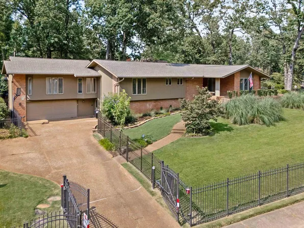 5690 N Angela Rd, Memphis, TN 38120