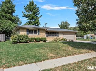 2449 Idlewild Dr, Springfield, IL 62704