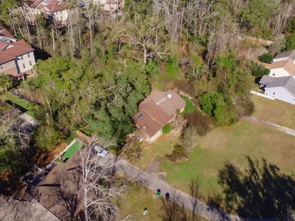 1560 Twin Lakes Cir, Tallahassee, FL 32311