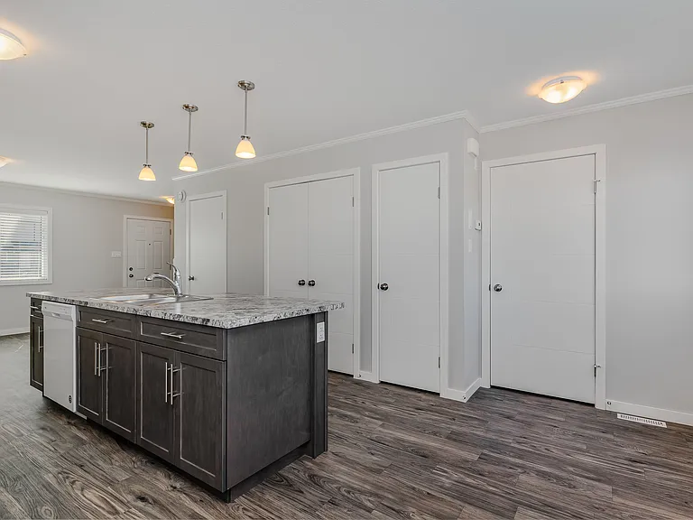 1420 N Silverleaf Blvd — Photo 21