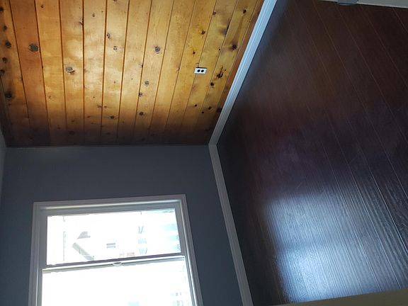 5th image of 209 E Fern Ave APT B