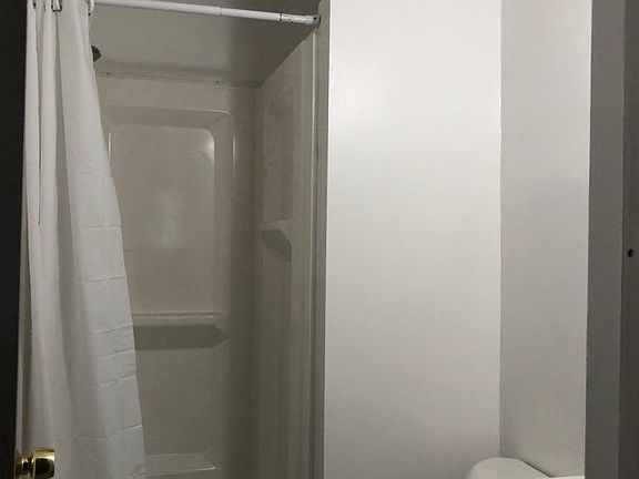 5th image of 5556 Market St #1R