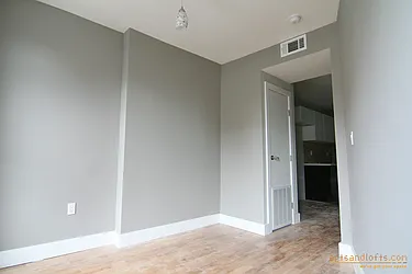 Rented by aptsandlofts.com