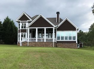 566 Parham Rd NW, Milledgeville, GA 31061