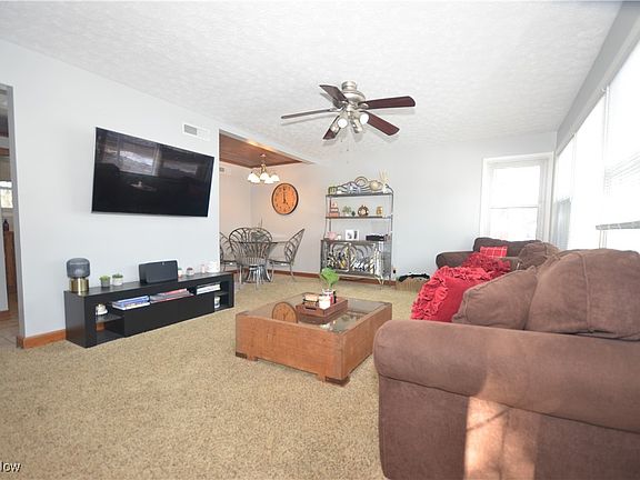 5th image of 3095 Prior Dr