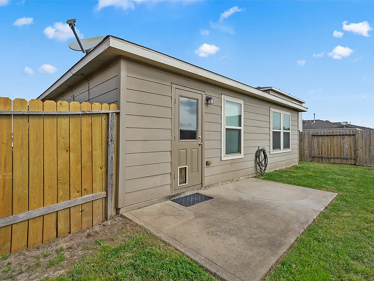 1323 Pease River Ln — Photo 30