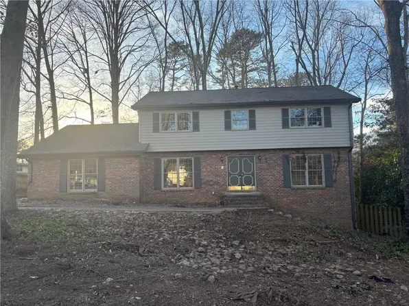 280 E Valley Dr, Marietta, GA 30068