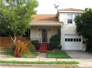 525 6th St, Gretna, LA 70053