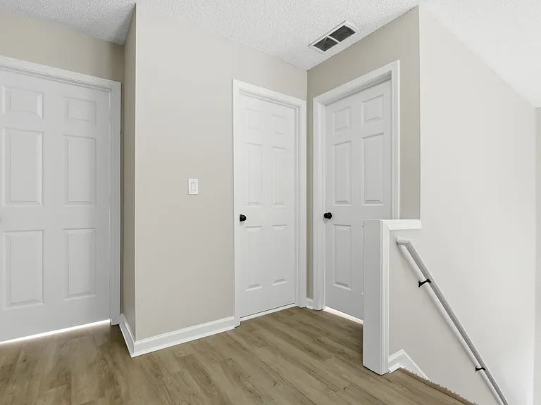 2533 Boxbourne Ct SE — Photo 8