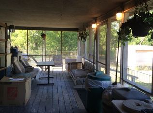 205 S Wilson St, Ladonia, TX 75449