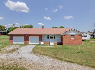 104 W McReynolds St, Elkton, KY 42220