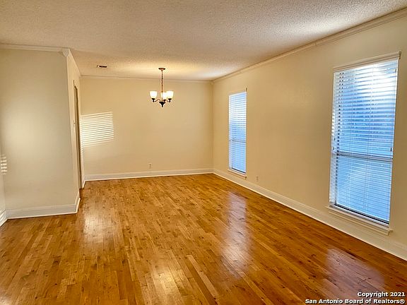 2nd image of 13610 Pebble Oak Dr