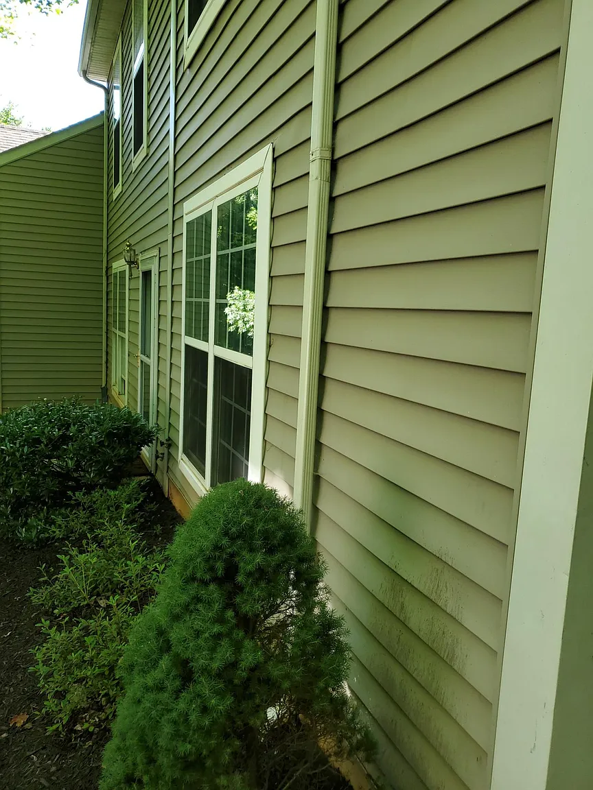 108 Hartford Ct photo 1