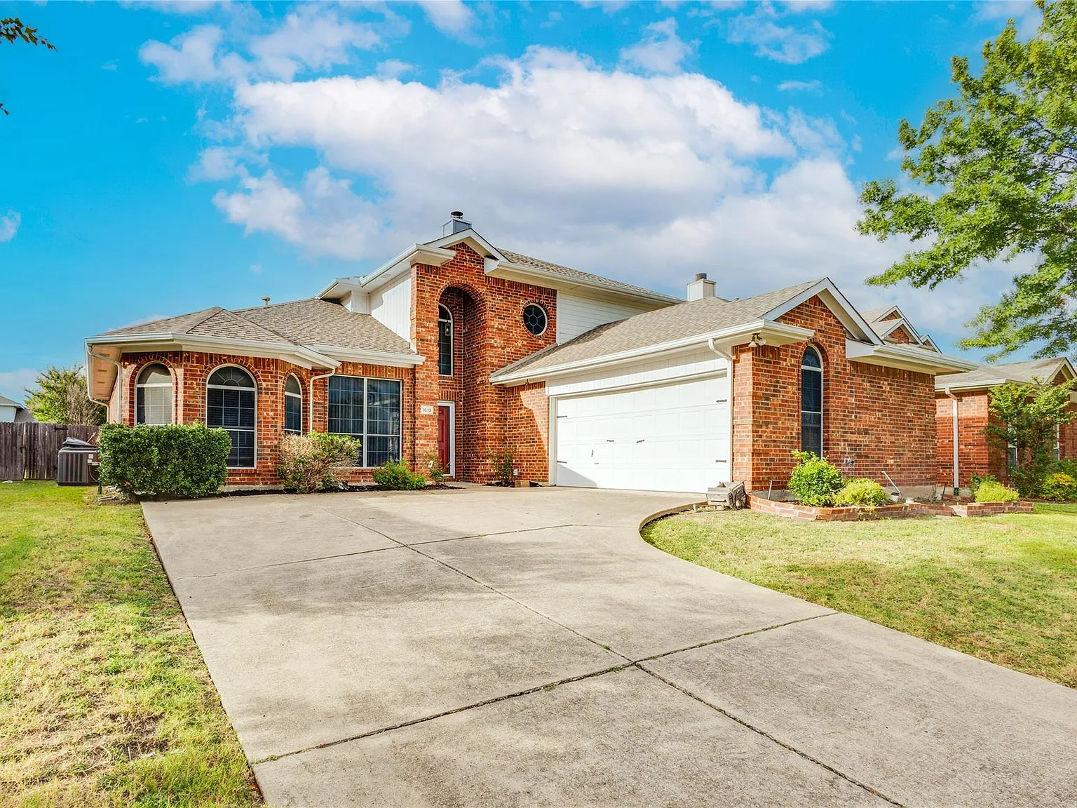 1613 Hightimber Ln — Photo 2