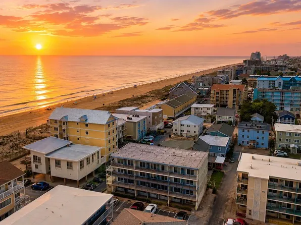 5 44th St Unit 102, Ocean City, MD 21842