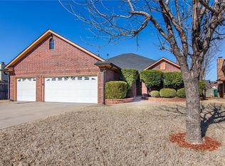 5016 Burntwood Dr, Oklahoma City, OK 73135