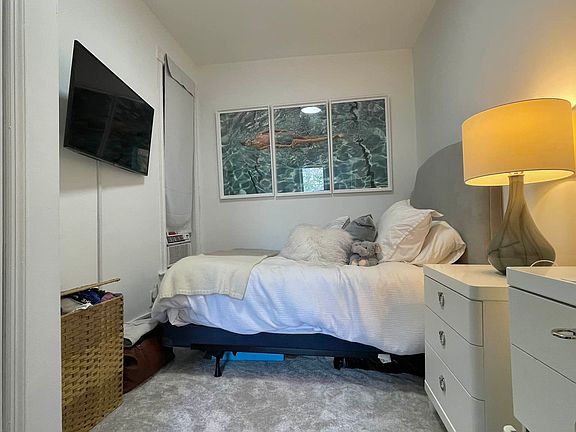 4th image of 82 Christopher St APT 2A