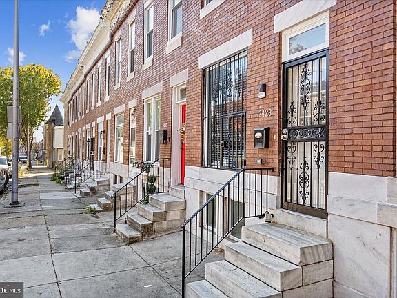 5th image of 2428 McCulloh St