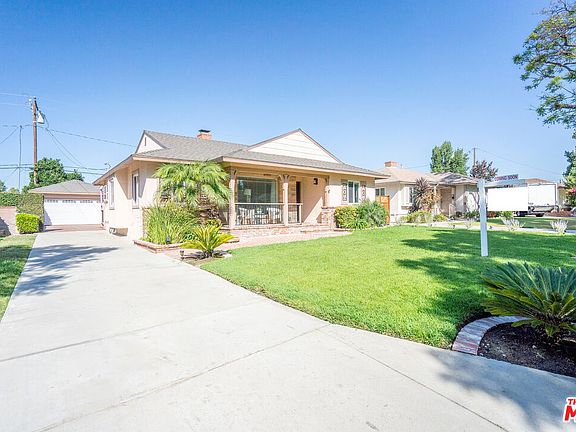 2nd image of 10523 Grovedale Dr
