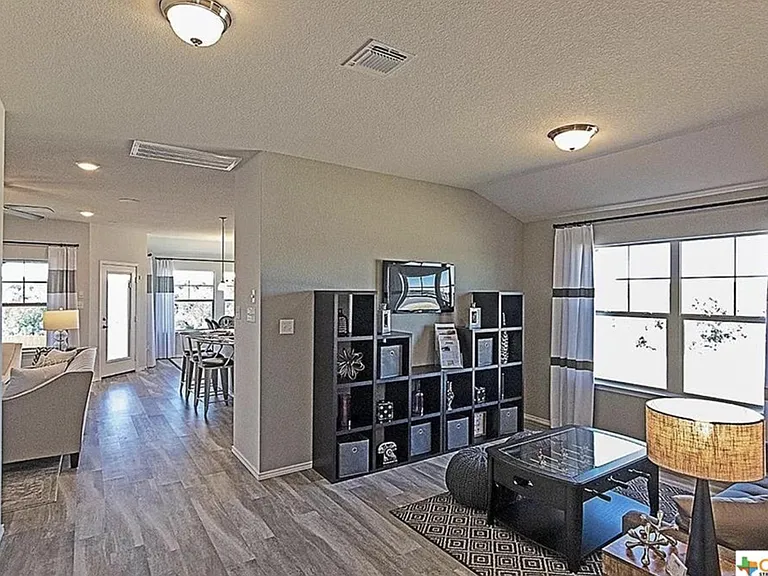 1824 Bee Creek Loop — Photo 12