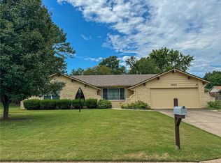 1404 Overo Cir, Springdale, AR 72762