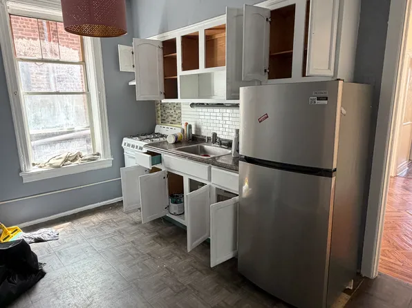 (undisclosed Address), Brooklyn, NY 11223