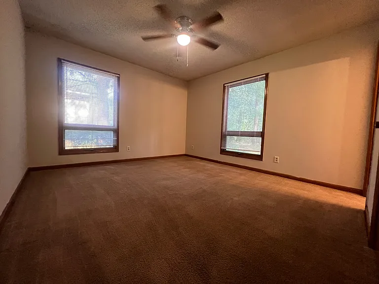 513 Pitt Moore Rd — Photo 11