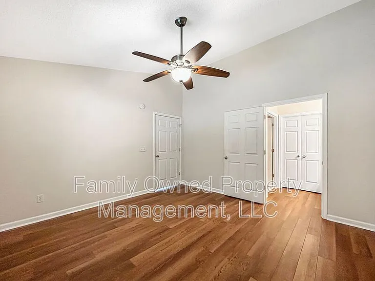 112 Stewart Pl — Photo 19