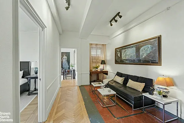 Living room, photo 1