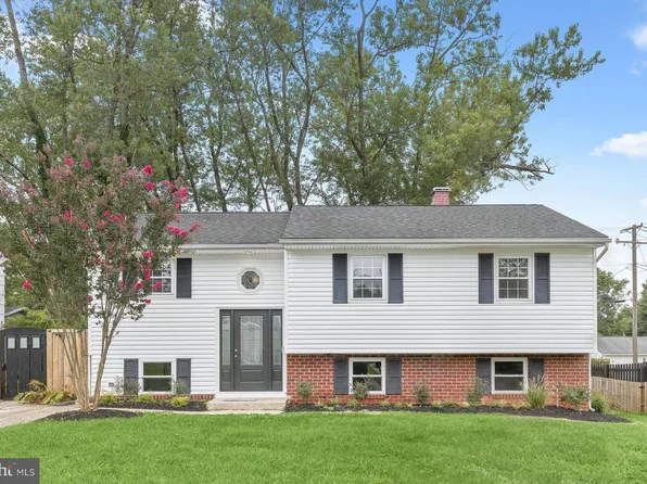 313 Academy Ave, Reisterstown, MD 21136