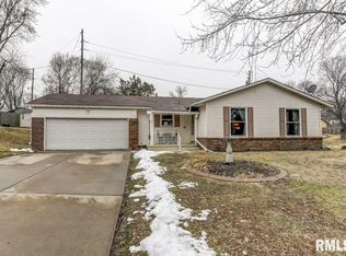 3 Mesa Rd, Springfield, IL 62702