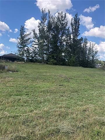 2nd image of 1234 SW 18th Ave