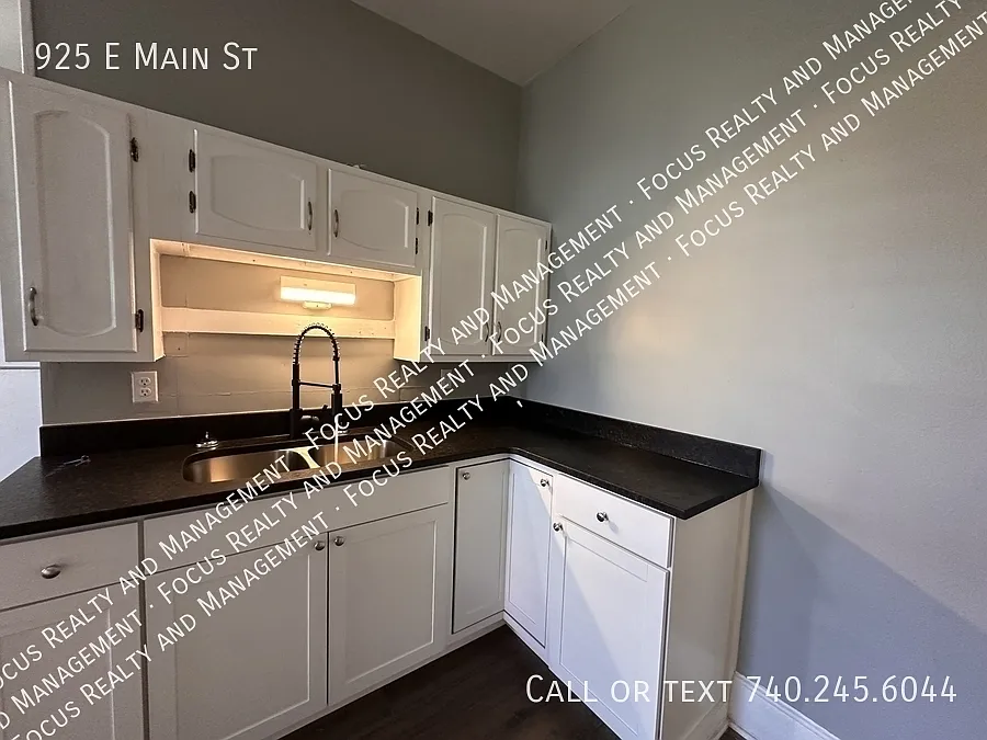 4 bed, 2.0 bath, $1,275 — Photo 4