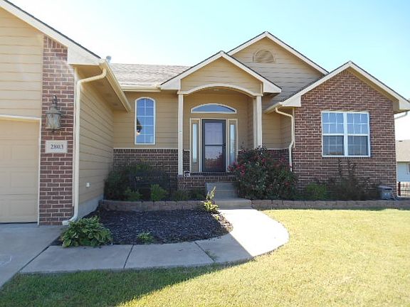 2nd image of 2803 N Birchwood Ct