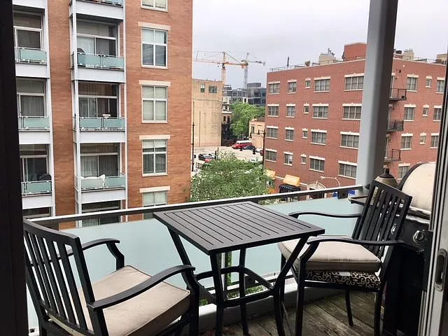 939 W Madison St #404 — Photo 7