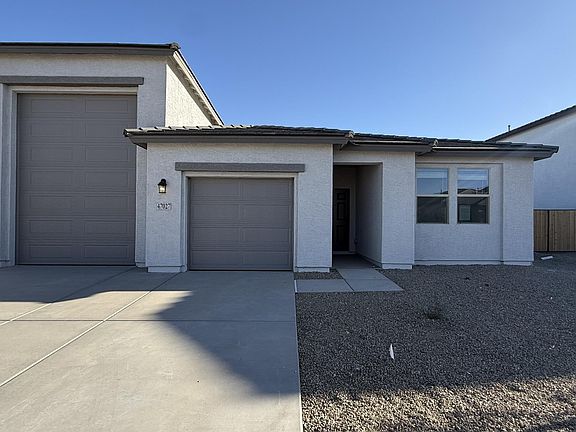 2nd image of 47027 W PECAN WOODS --