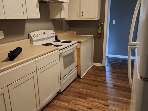 5101 Asheville Hwy #4