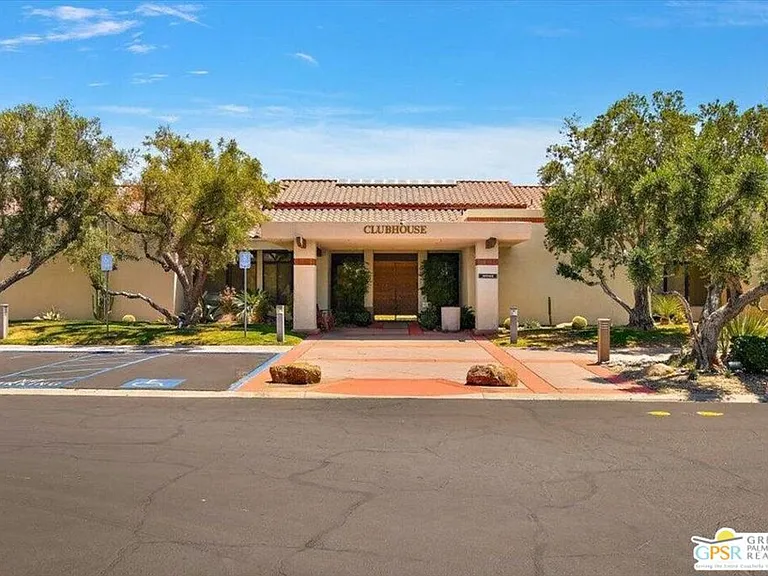 15300 Palm Dr #108 — Photo 16