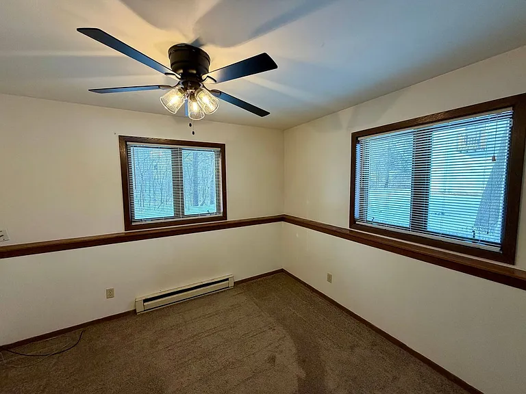 225 Crescent St — Photo 5