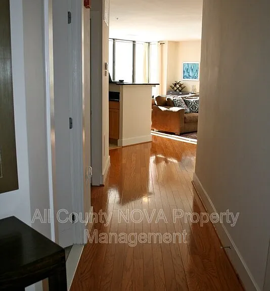 1200 N Hartford St #212 — Photo 20
