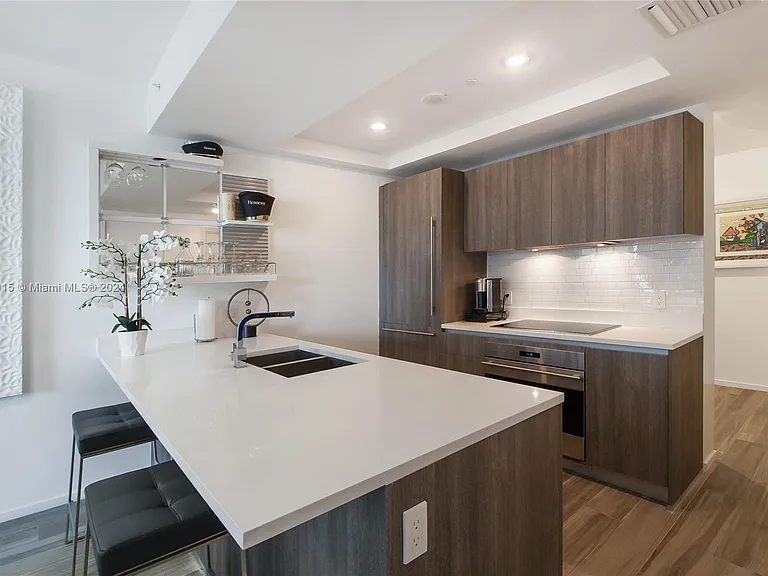 801 S Miami Ave #2308 — Photo 5