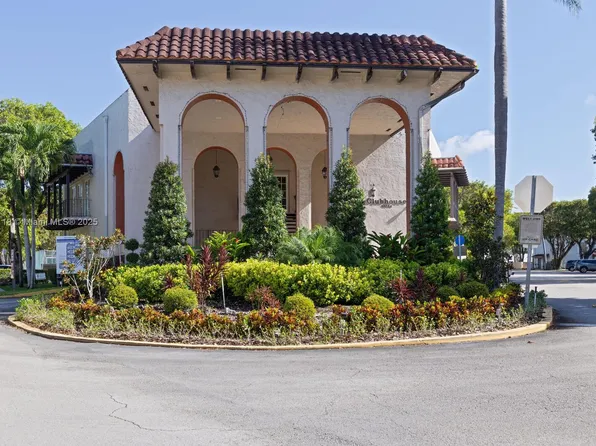 10816 N Kendall Dr #R16, Miami, FL 33176