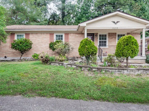 3608 Estate Dr, Louisville, KY 40216
