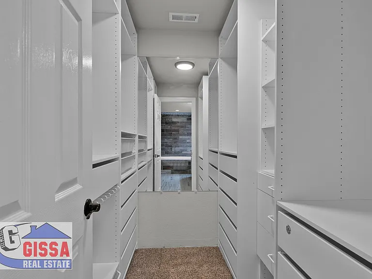 1043 Longspur Ln — Photo 34