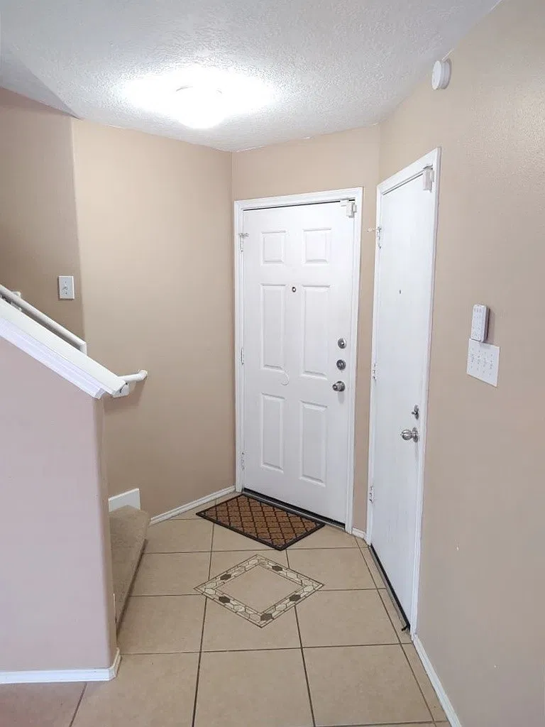 9015 Serena Ln **Ask About Our No Cash Deposit Option Through Obligo** — Photo 3