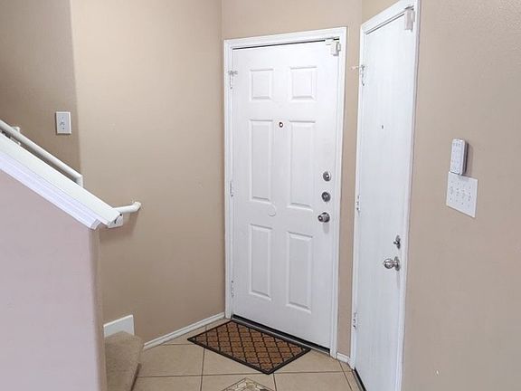 3rd image of 9015 Serena Ln