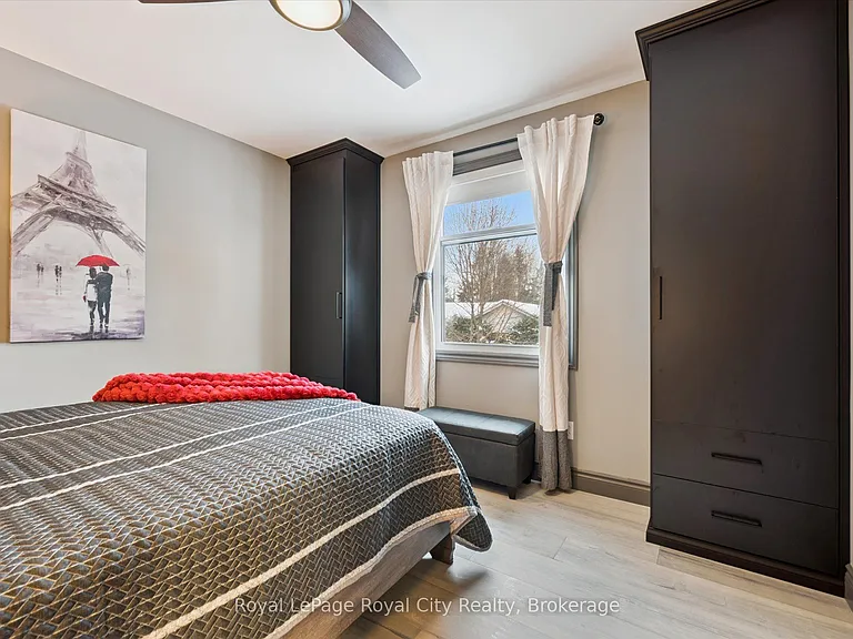 36 Emily St — Photo 25
