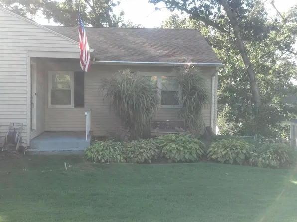88 Newton Rd, Springfield, MA 01118